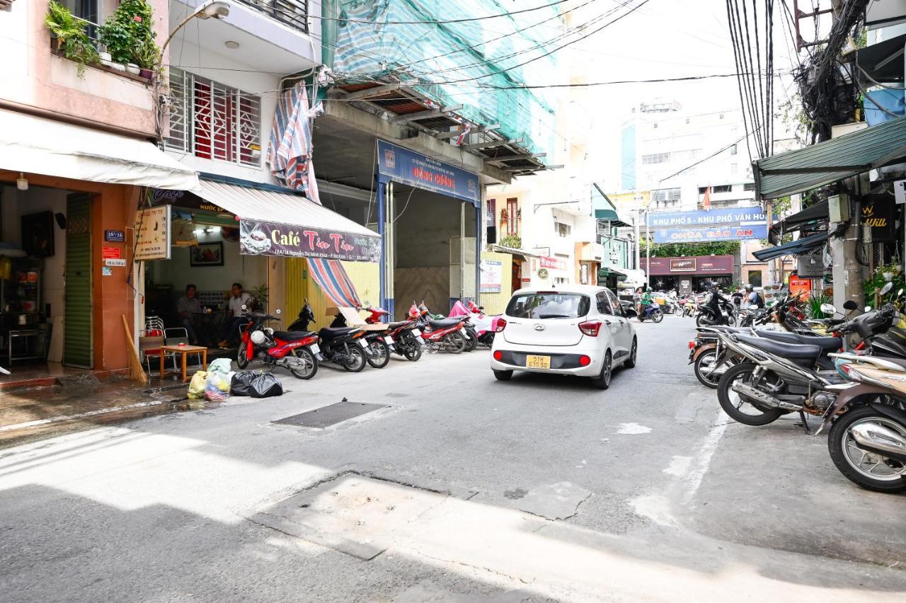 Huyen Homestay Ho Chi Minh City Exterior photo